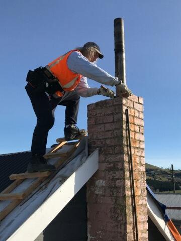 3 Pratt St Waikouaiti Removing the old damaged chimney