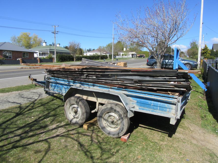 3 Ronaldsay St Palmerston Old roofing on the trailer, taking away to keep the site clean and tidy JDBuilders