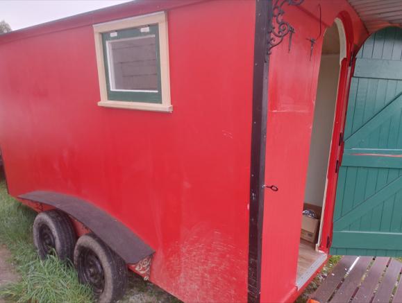 Gilligan Street Palmerston Renovation of an old horse float into a caravan with the new single window installed on the left side JDBuilders 4