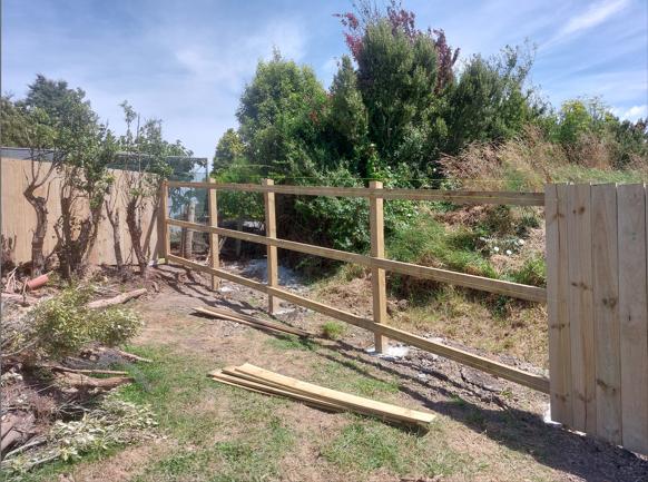 1 13 Beach Street, Waikouaiti Working towards completion with the palings going on the new fence at a rapid pace to the clients delight JDBuilders