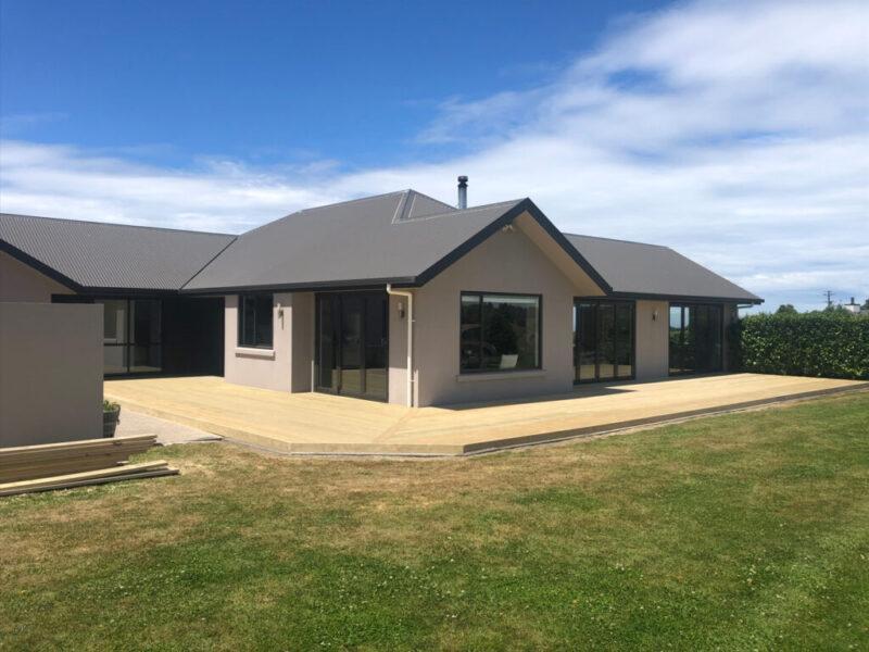 1 102 Beach Road, Oamaru Completion of the decking from the ground JDBuilders LR