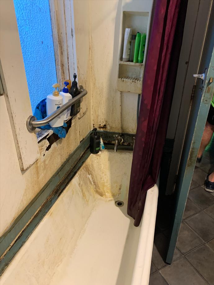 1 75 Opoho Rd, NEV, Dunedin Bathroom prior to renovation close up JDBuilders
